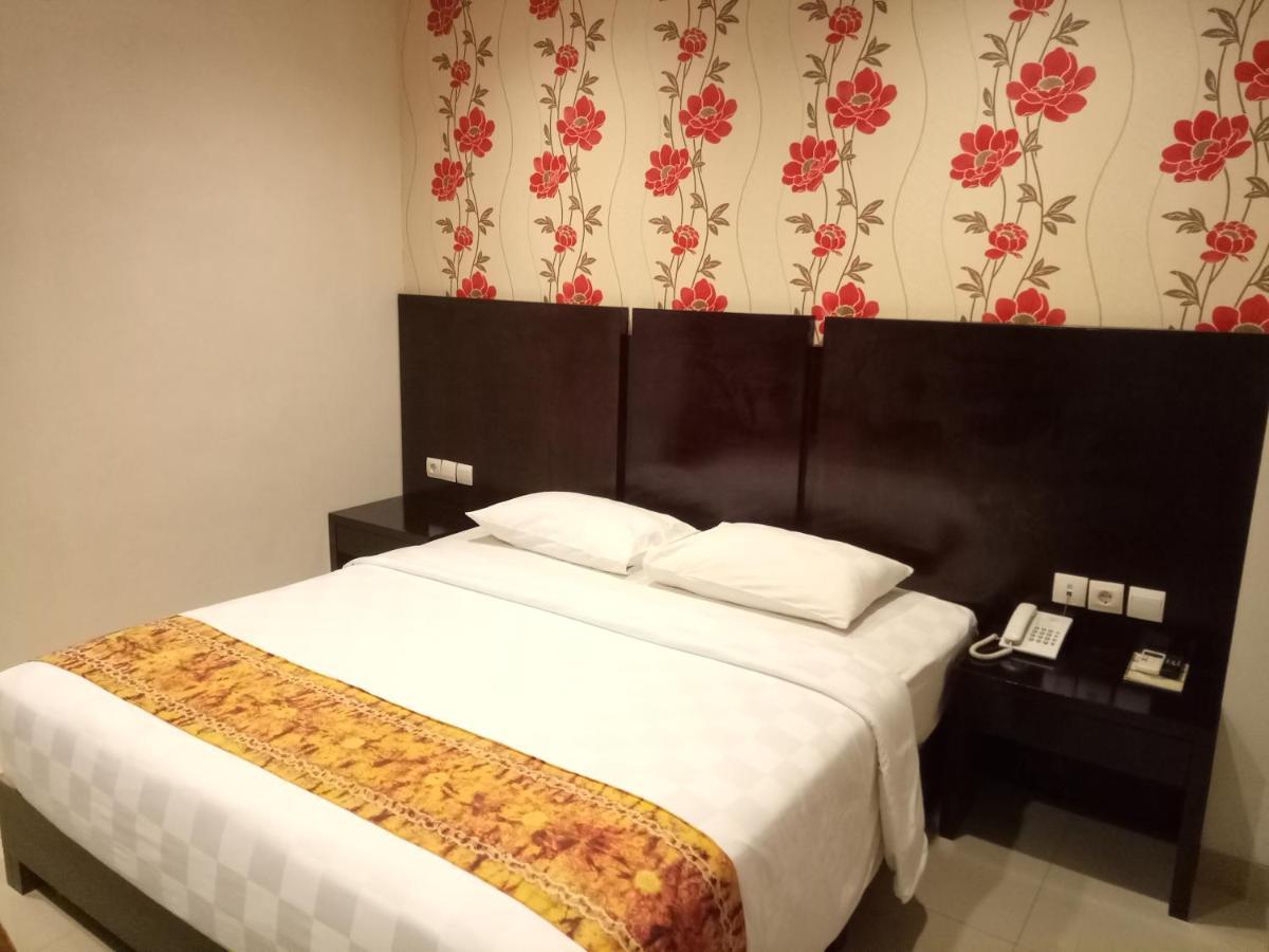 Jelita Bandara Hotel Banjarbaru Екстер'єр фото